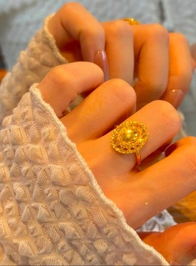 金色碎冰冰鱼鳞鸽子蛋戒指女轻奢