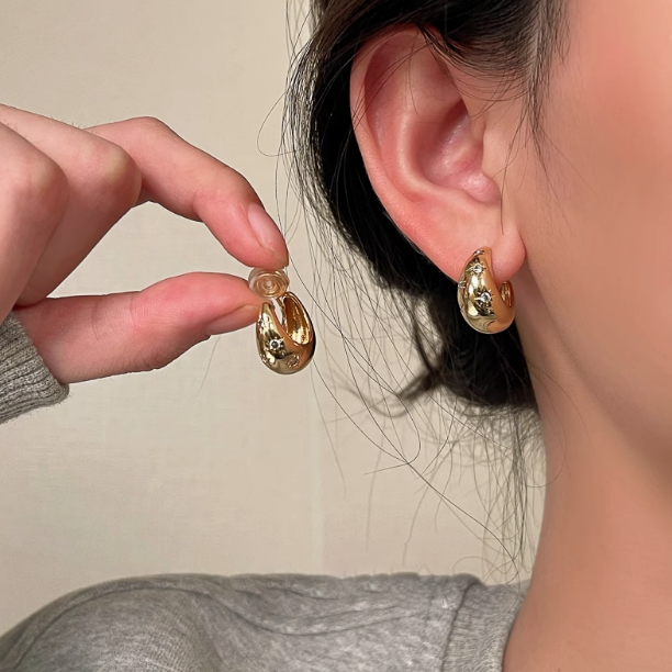 镶钻太阳花圈圈耳环2025新款高级