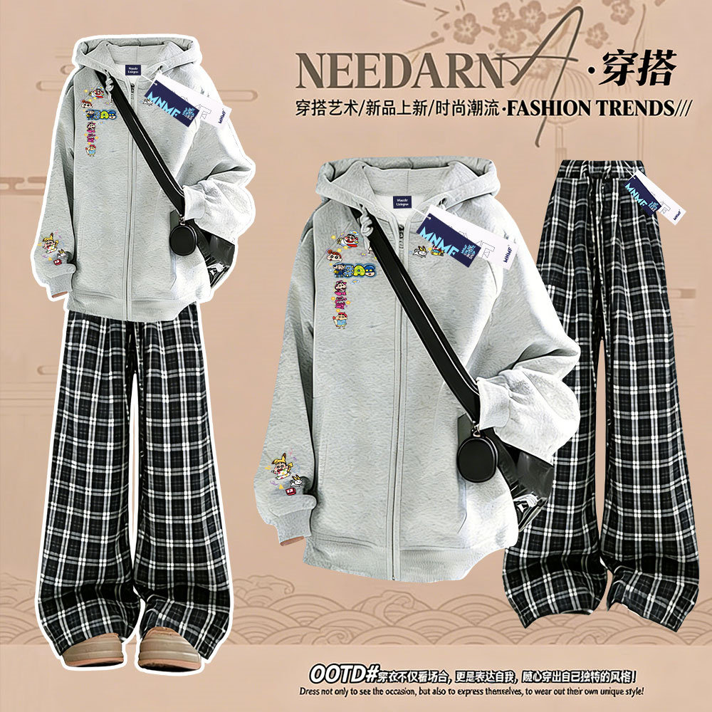 加绒拉链连帽卫衣格子裤套装秋冬蜡笔小新印花女童休闲百搭初中生