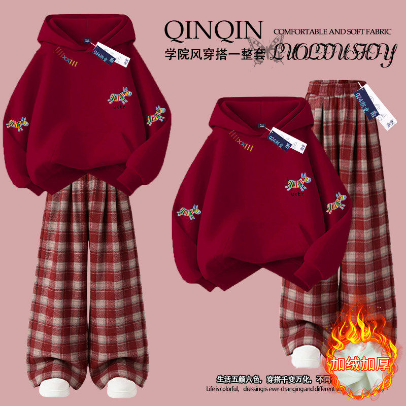 2026新款红色连帽卫衣套装女童秋冬加绒本命年马年大童格子裤套装