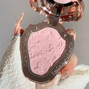 花知晓腮红独角兽01雪霜珍珠膨胀色浮雕晒红高光修容一体平价