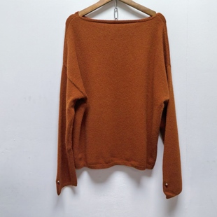 2025春秋新款红棕色纯色一字领宽松慵懒毛衣针织衫女长袖上衣M315