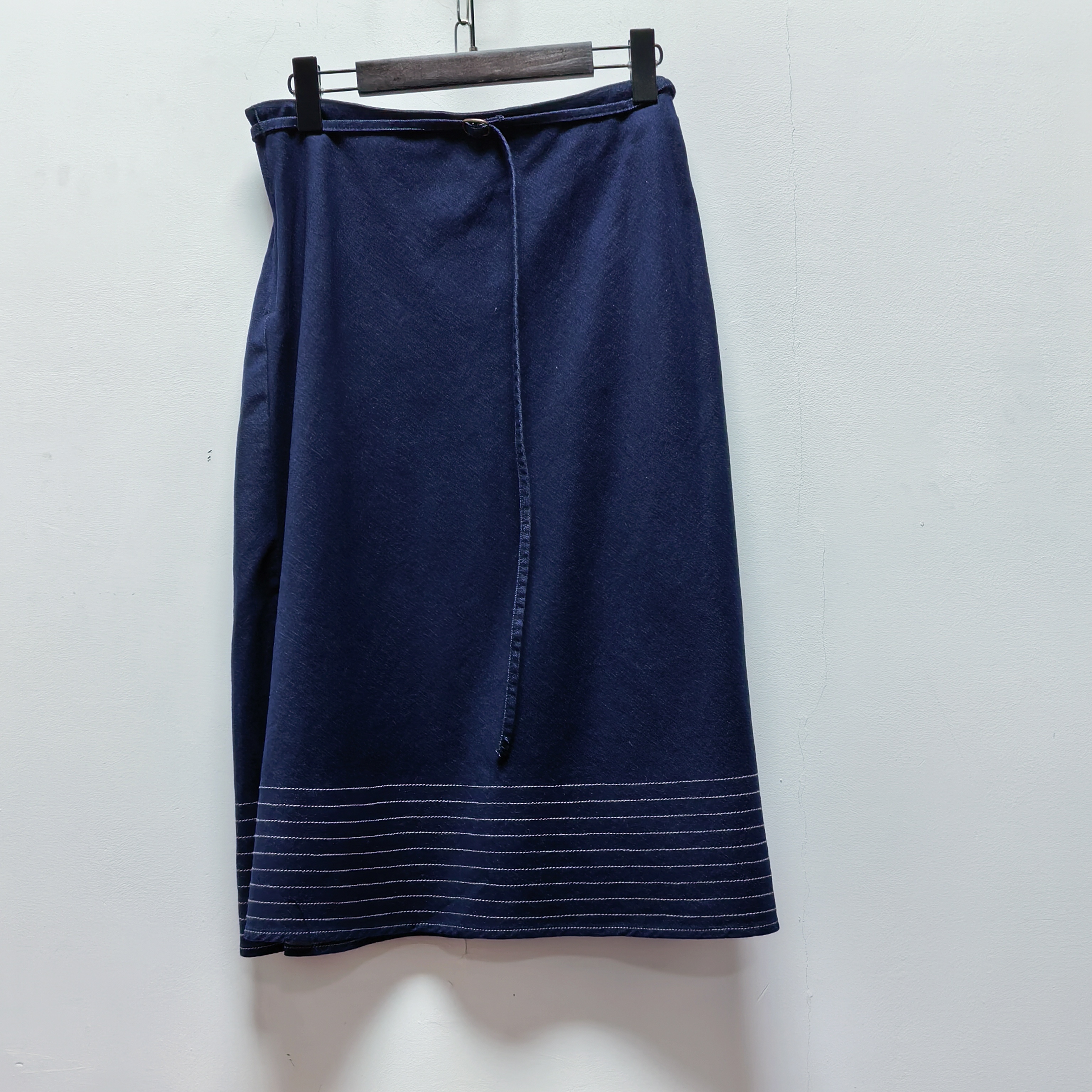 2025夏季新款去标时尚百搭高腰显瘦A字半身裙女中长款裙子P086