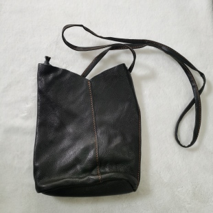清仓福利款 黑真皮水桶包女植鞣牛皮单肩斜挎包百搭高感腋下包微瑕