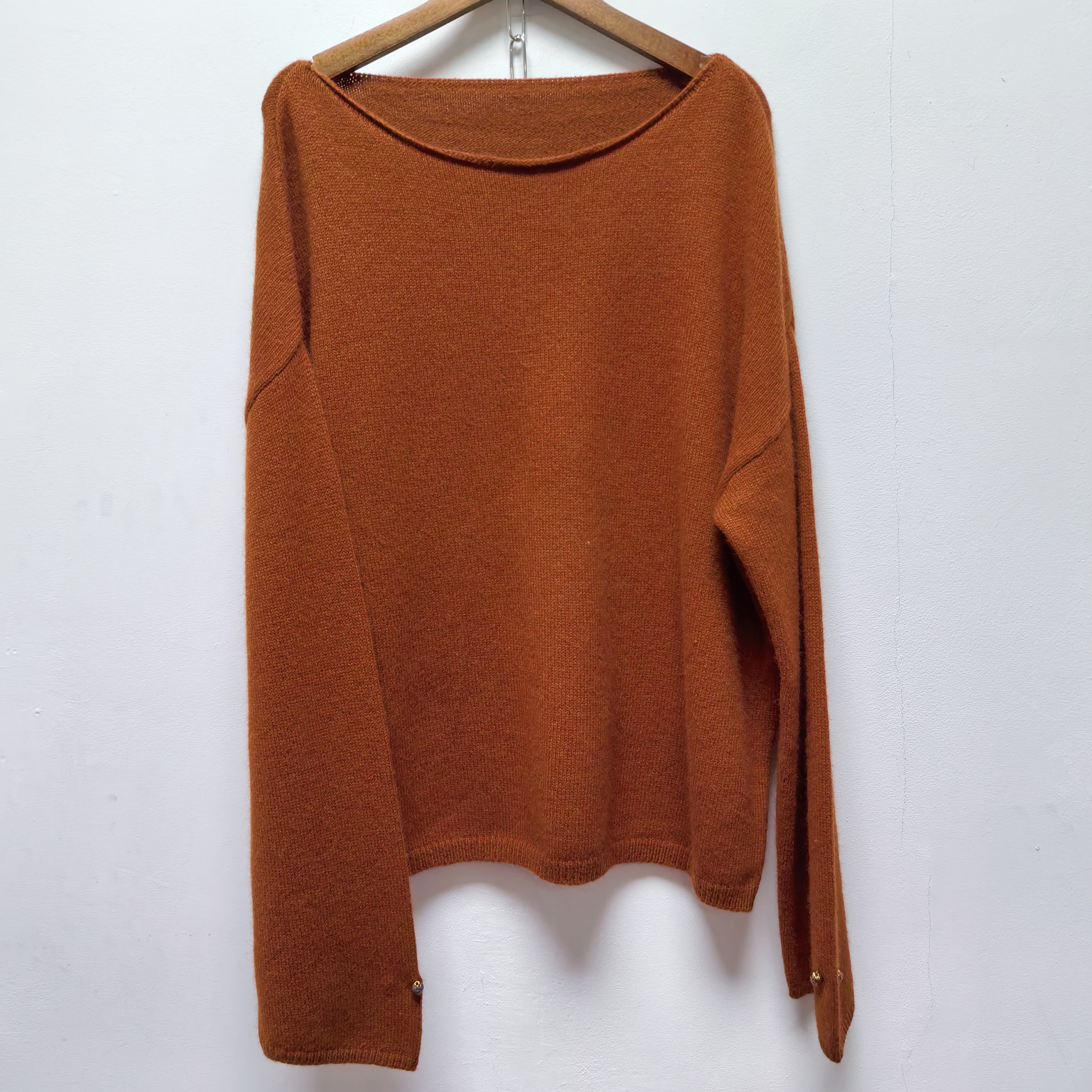 2025秋冬新款圆领橘棕色宽松慵懒毛衣针织衫女L725