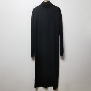 设计师样板去标2025秋季 高领休闲百搭针织连衣裙E567 新款