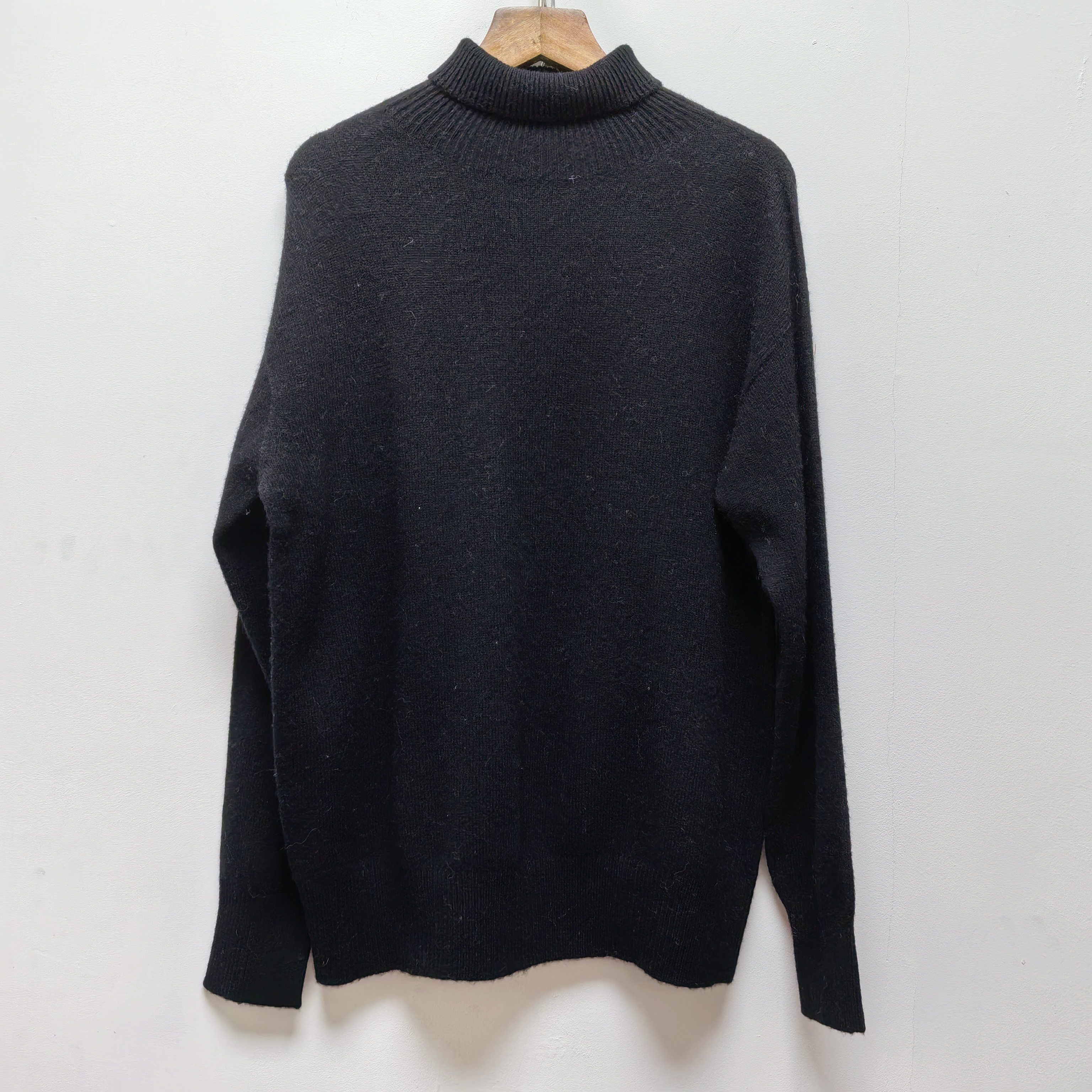 2025秋冬羊毛黑色高领套头针织衫长袖百搭软糯打底毛衣女上衣M557