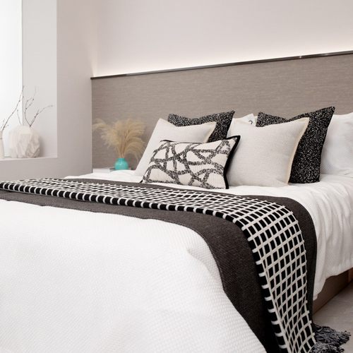 现代意式轻奢沙发抱枕酒店样板间灰白割绒几何床头靠枕套厂家直供