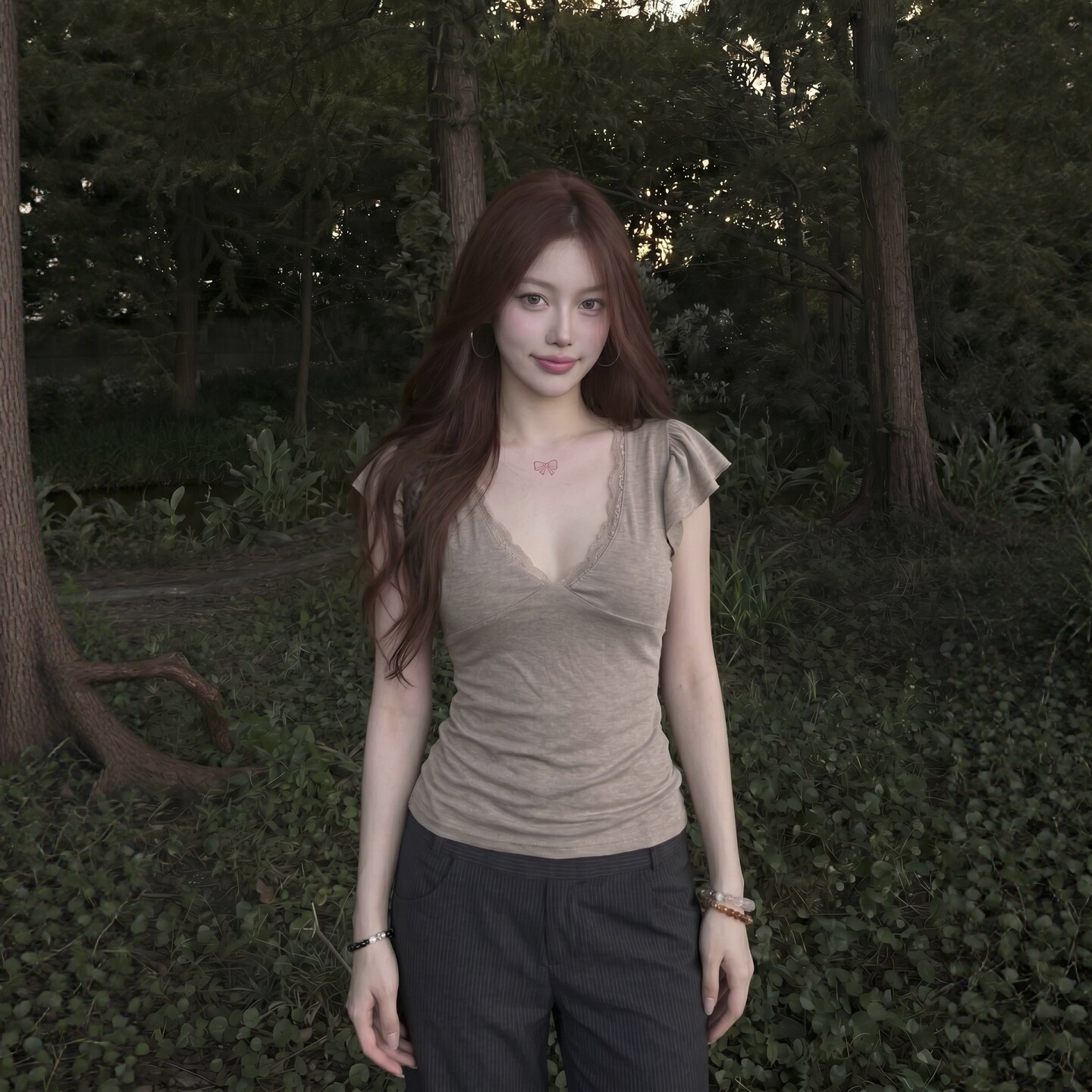 纯欲蕾丝边V领短袖T恤女夏季气质修身显瘦百搭短款小飞袖辣妹上衣