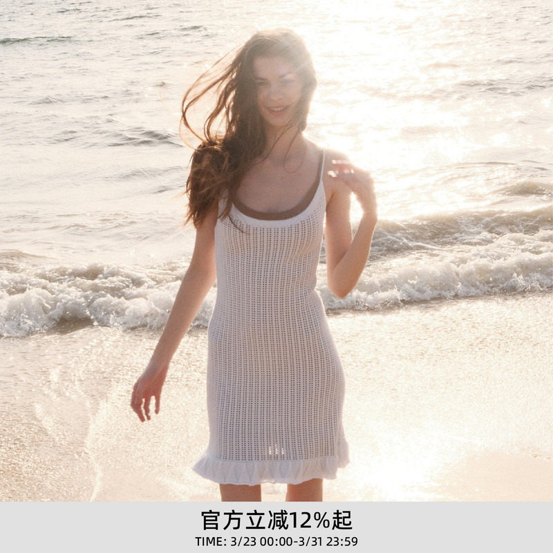 lost in echo春夏度假风手工钩花镂空透气针织气质吊带连衣裙女