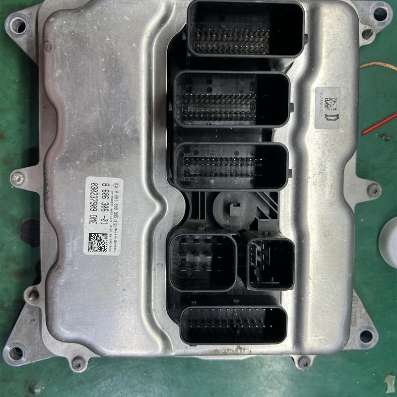 用于宝马N20 N55 N13 X1 X3 X5 X6 msv80msv90发动机电脑MEVD1726