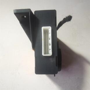 长安CS75倒车雷达控制器总成S301倒车雷达电脑模块7917020-M03-BA