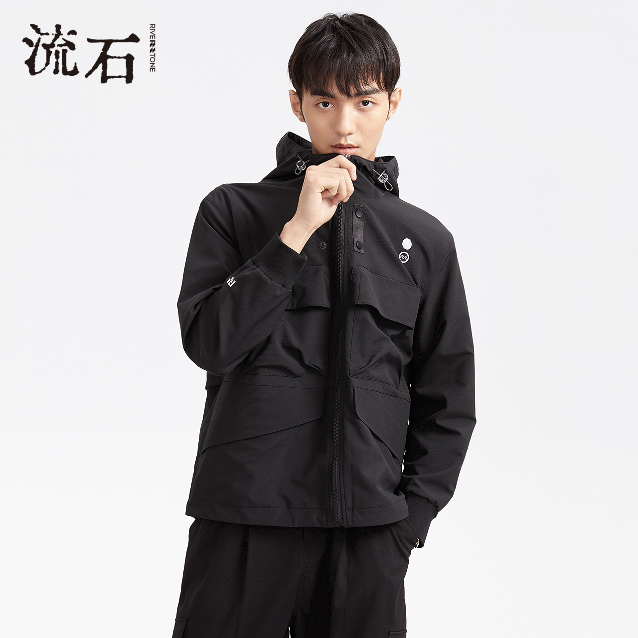 流石男装户外风多口袋连帽夹克