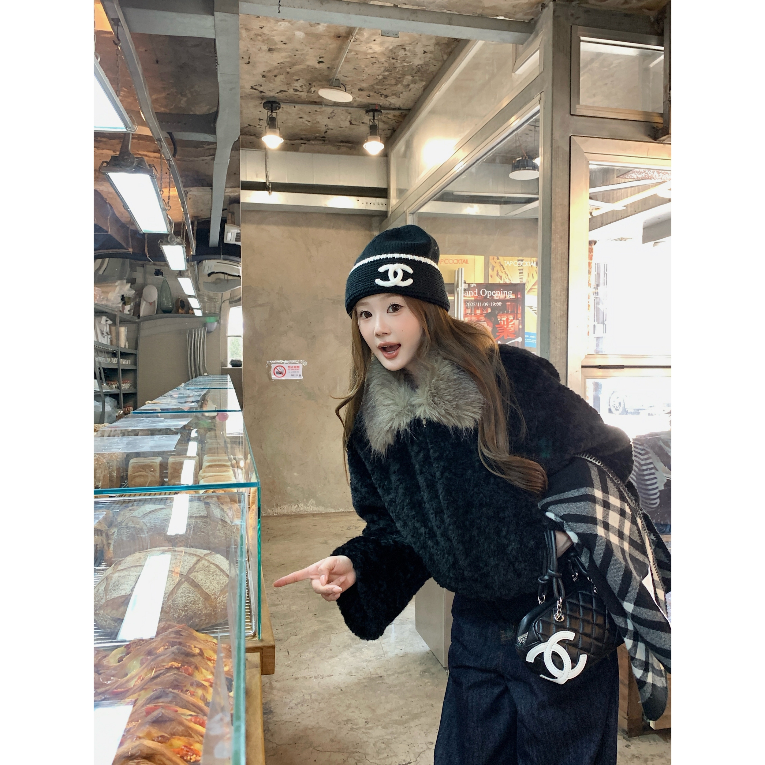 大毛领复古短款保暖毛茸茸外套