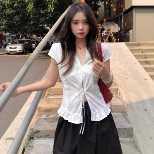 显瘦系带短袖 韩系蕾丝花边白色短袖 纯欲肌理感修身 女夏季 上衣 衬衫