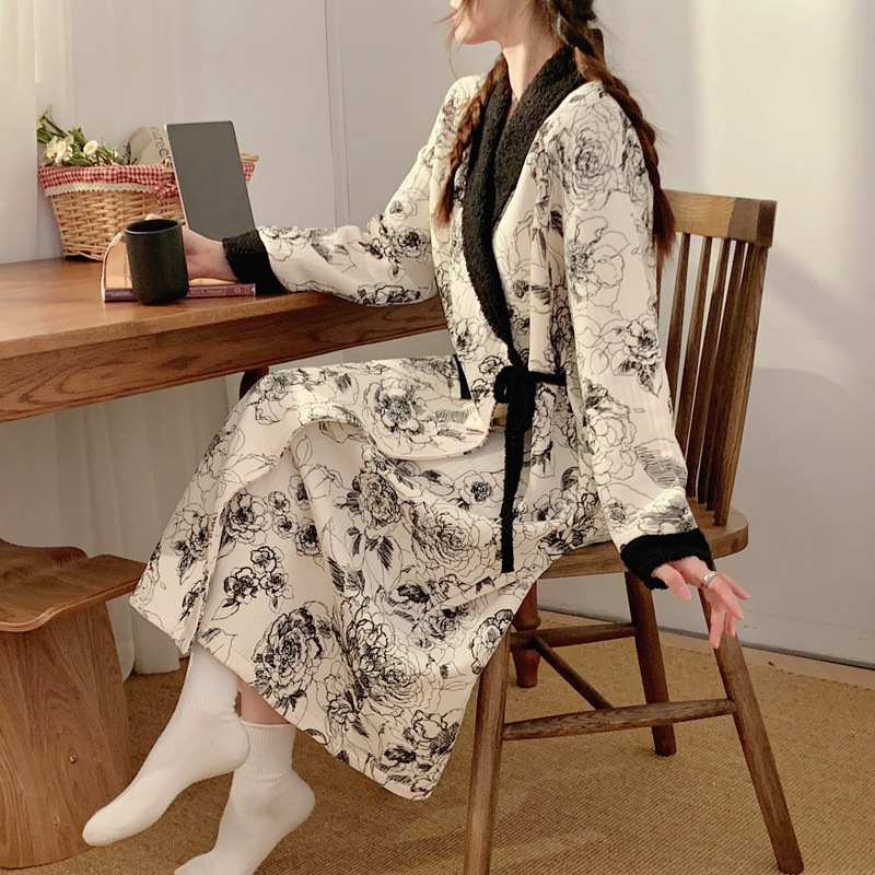 新款孕妇哺乳睡裙秋冬款空气棉月子服春秋产后长袖产妇待产喂奶裙