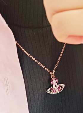 彩漆珐琅花纹镶钻土星项链