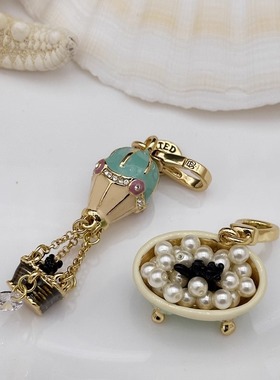 时尚可爱 小狗洗澡浴缸 小狗坐热气球 吊坠--J8020-J8048