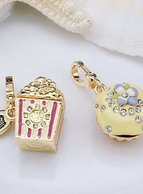 时尚可爱 黄色可打开蛋糕 金边可打开爆火花  吊坠--J8069-J8070