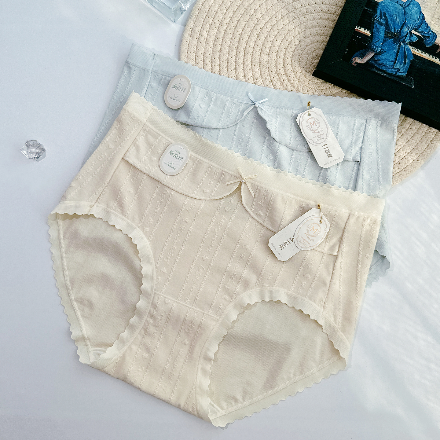 翘秘四季款少女内裤中腰蝴蝶结