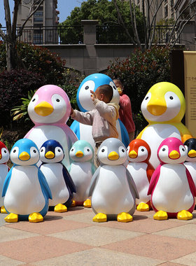 户外玻璃钢仿真动物雕塑企鹅摆件冰室商场海洋馆喷泉水池景观装饰