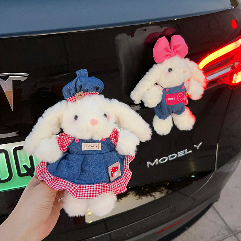 汽车尾部公仔蝴蝶结兔子车外摆件