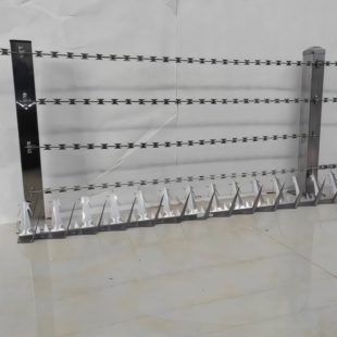 围墙加高直线防盗刀片刺绳护栏加装防爬防盗不锈钢热镀锌带刺钢丝