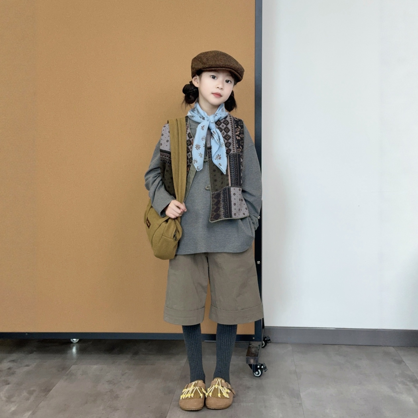 儿童新款军绿色双面穿马甲宽松