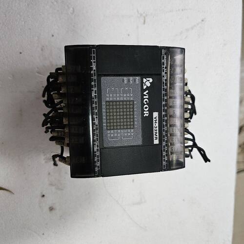 VⅠGOR台湾丰炜PLC VH一32MR。拆机如图 质量包好