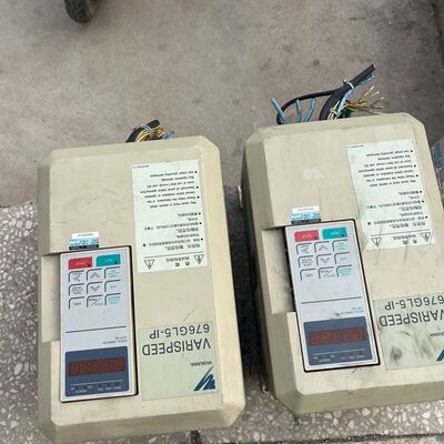 安川676GL5-IP变频器7.5千瓦 拆梯成色好 用