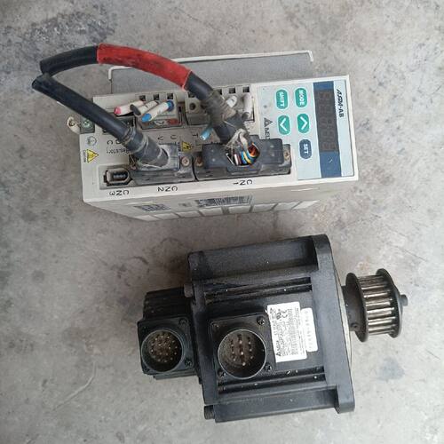 台达1KW伺服驱动器：ASD-A1021-AB
