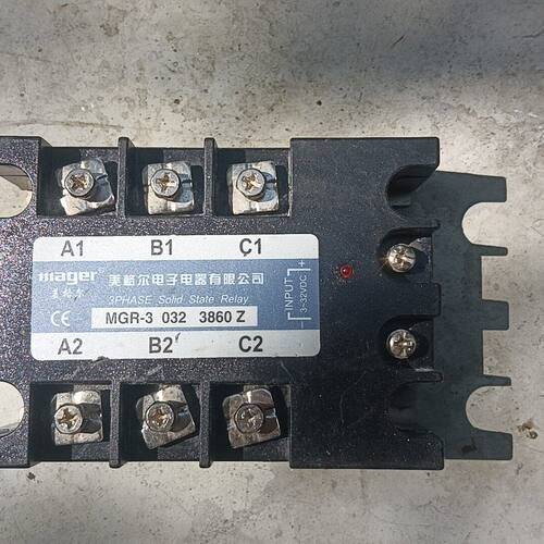 美格尔MGR-3  032  3860Z三相固态继电器 成色