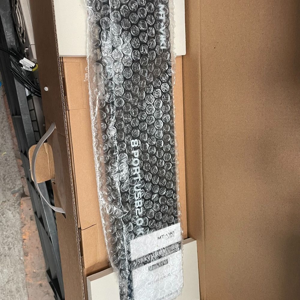 迈拓MT-801UK-C 8口遥控KVM切换器