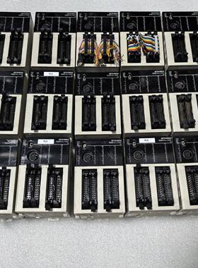 拆机PLC主机FX3UC-64MT/D