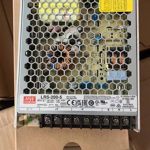 明纬LRS-200-5开关电源 5V 40A 200W