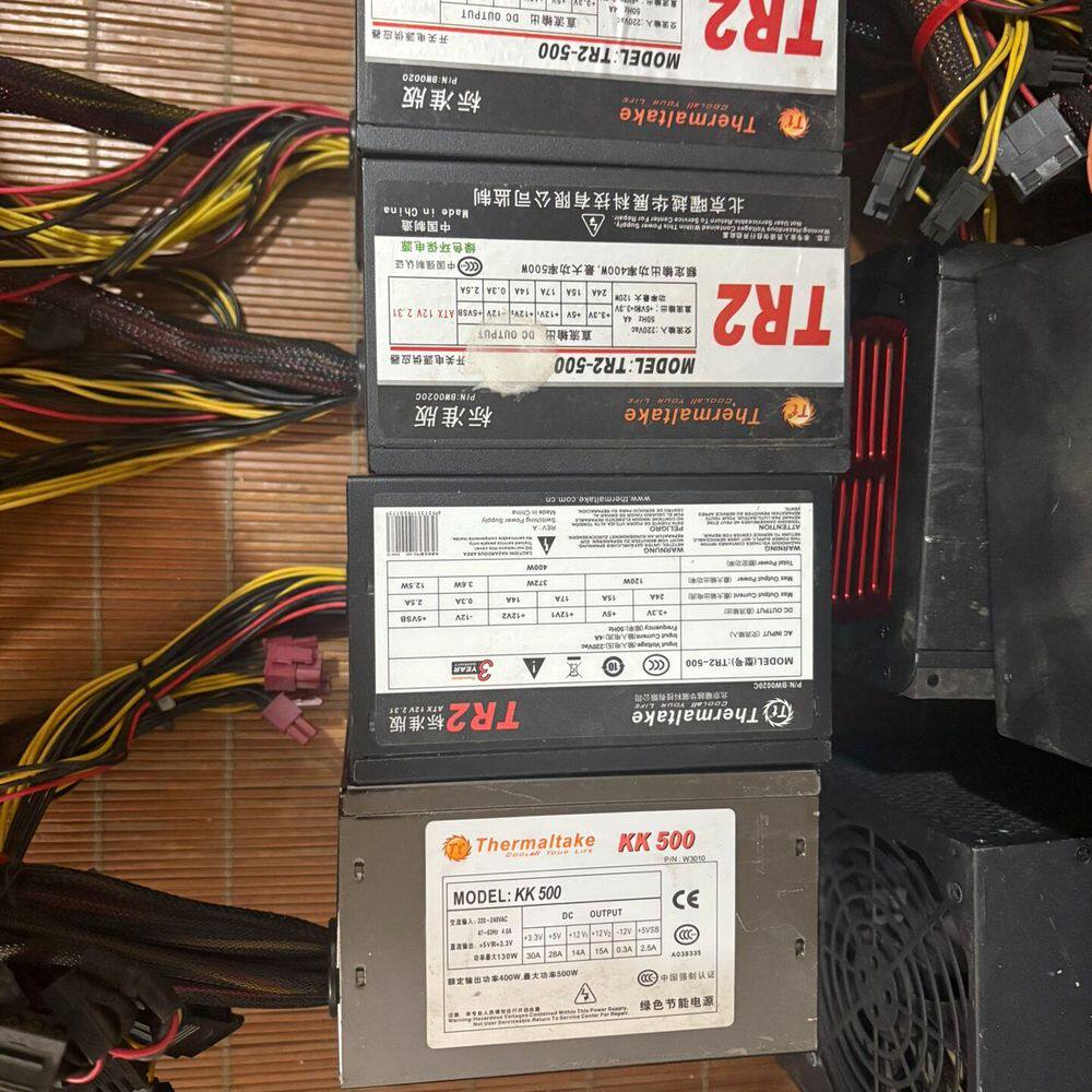 TT  TR2额定400W电源  显卡供电8+8   一手拆
