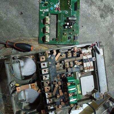 220v18.5kw变频器驱动板cvm180bb80 2