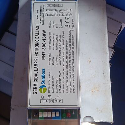 SunBoss germicidal lamp elec