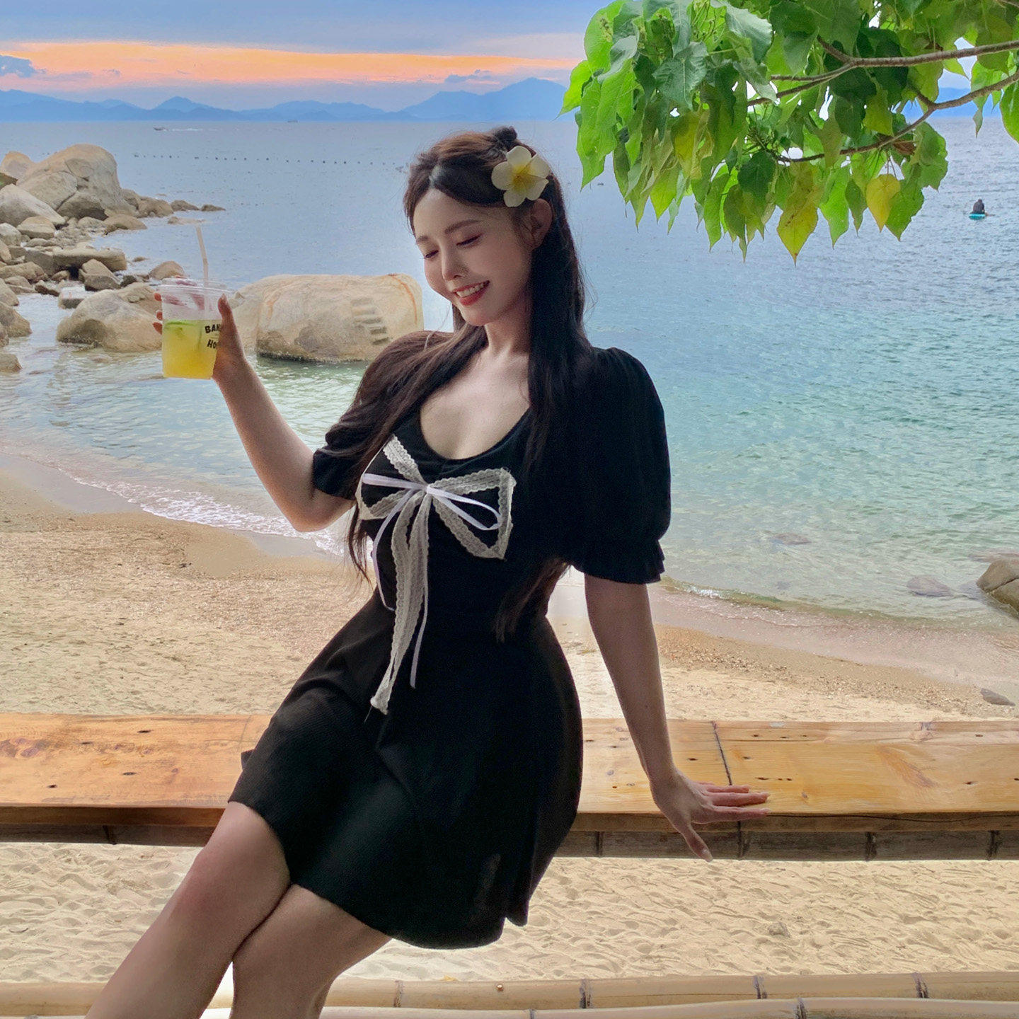 可爱蝴蝶结少女泳衣连体三角裙式保守温泉大码微胖女孩200斤显瘦