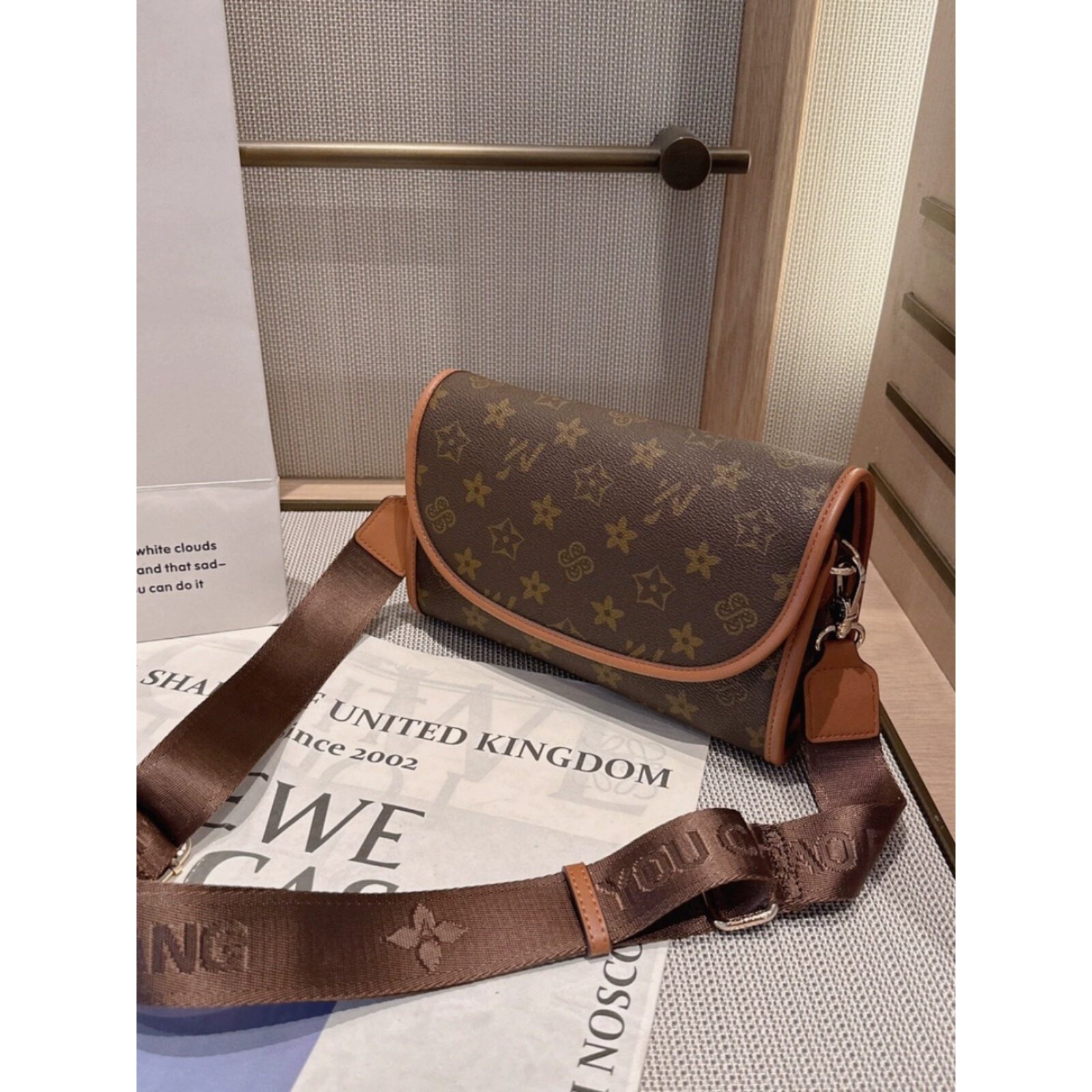 优草坊正品老花女包新款高品质原创小众单肩斜挎包高级感时尚百搭