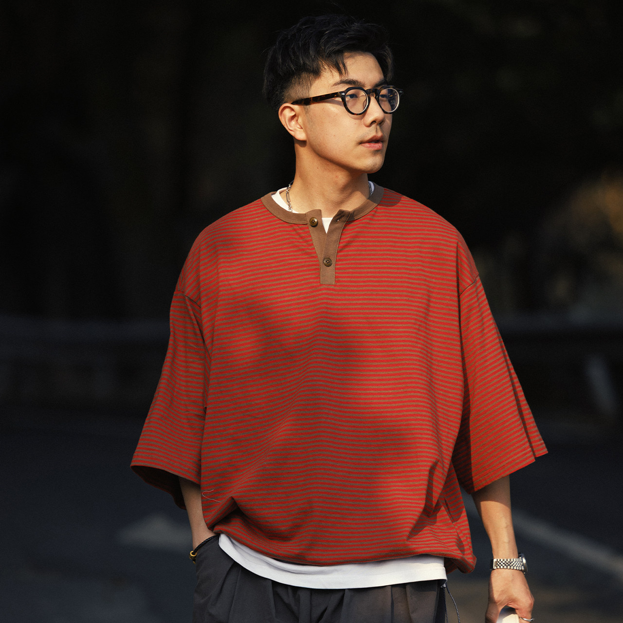 BananaClub“Chill Stripe”复古亨利领纯棉条纹七分袖短袖T恤