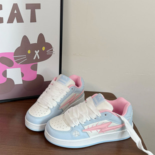 新款 韩版 学生白蓝粉面包鞋 女ins潮2026夏季 小众百搭运动休闲板鞋