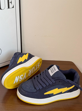港风情侣深蓝黄面包鞋女2025新款复古百搭运动休闲鞋ins学生板鞋