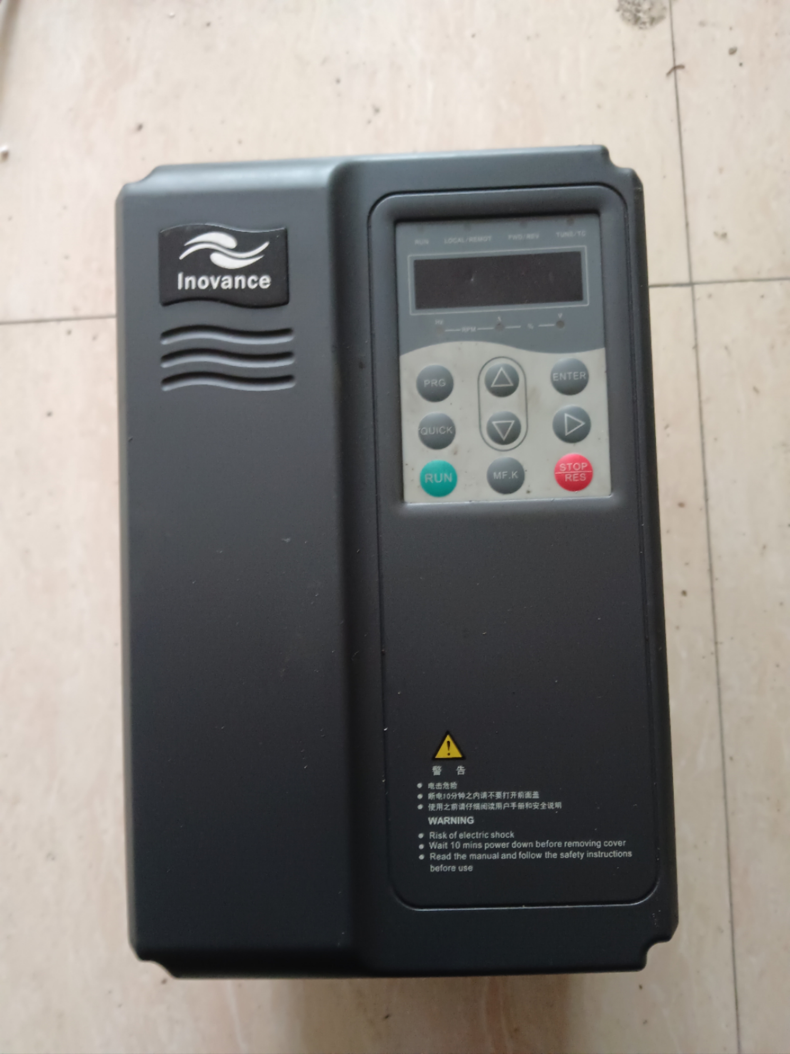 二手数控机床变频器2.2Kw 3.7K 5.5Kw 7.5Kw 11Kw