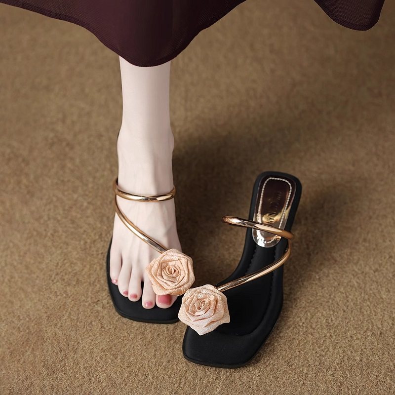 巨好看绝美洋气花朵拖鞋女外穿时尚高级感2025款配裙子高跟凉拖鞋,女鞋,一字拖,淘宝优惠券,粉丝福利购,淘宝优惠卷
