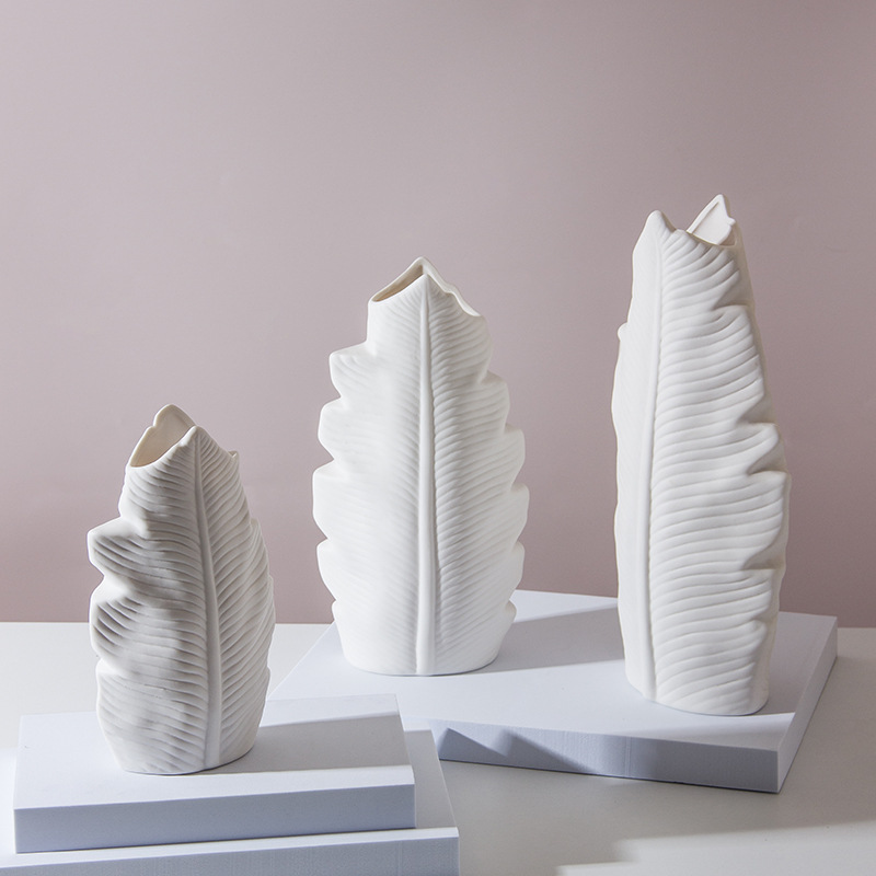 北欧陶瓷花瓶叶子形小花器素烧花插民宿客厅玄关摆件现代简约鲜花