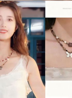 我们野蛮生长江南郭宇欣同款蝴蝶串珠项链女咖色方块宽复古锁骨链