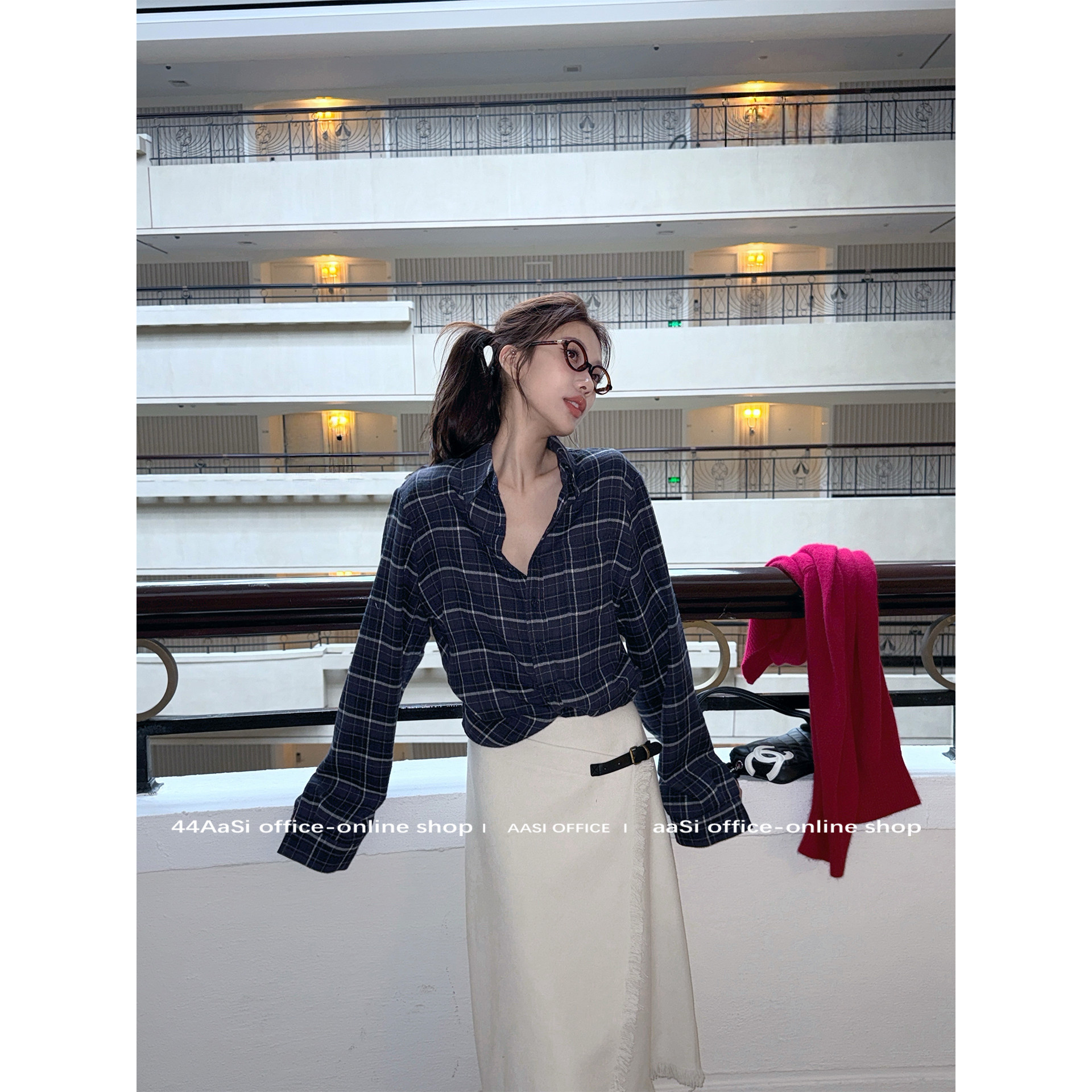 44AaSi 比利恩周末 收腰捏褶磨毛格纹秋冬设计感衬衫打底上衣女