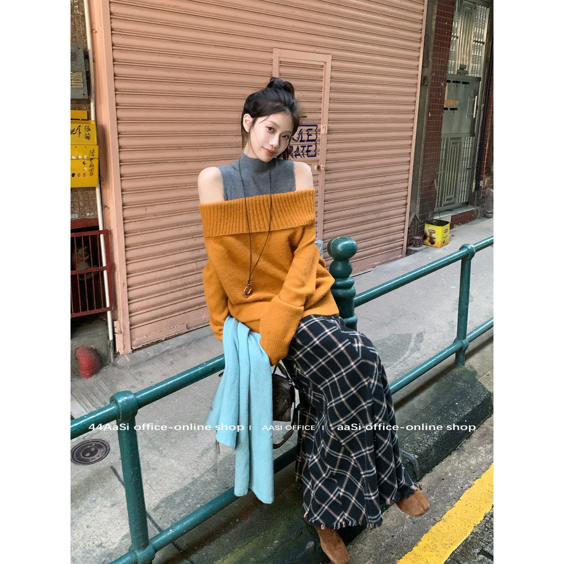 44AaSi 旧色橘红 一字肩套头毛衣宽松秋冬橘色保暖加厚针织上衣