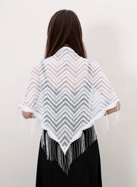 Fashion Lace Hollow Tassel Triangle Scarf Embrodiery Women H